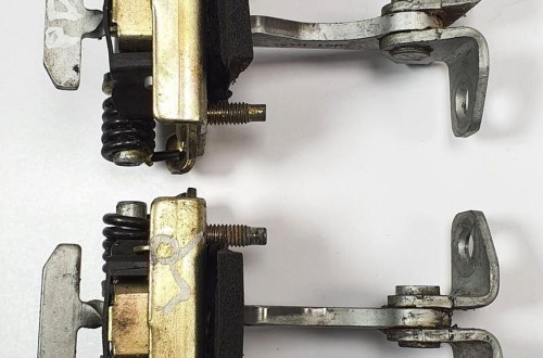 OGRANICZNIK DRZWI PRZÓD PARTNER BERLINGO I