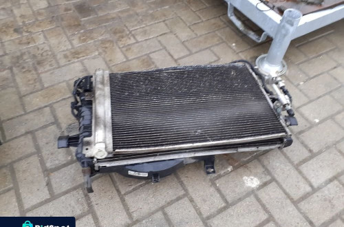 Chłodnica Wody Opel Astra h / Zafira B 1.6 1.8 komplet