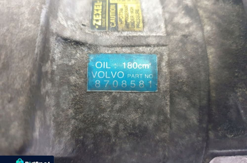 Volvo XC90 2.4 D5 SPRĘŻARKA KLIMATYZACJI 8708581