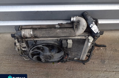 # Astra H 1.3 1.9 2.0 90 120 150 240 KM chłodnica wody intercooler wentylator 13223393 turbo