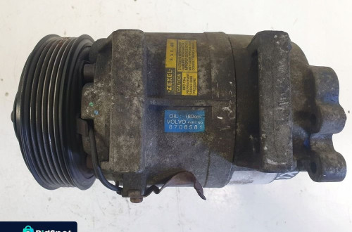 Volvo XC90 2.4 D5 SPRĘŻARKA KLIMATYZACJI 8708581