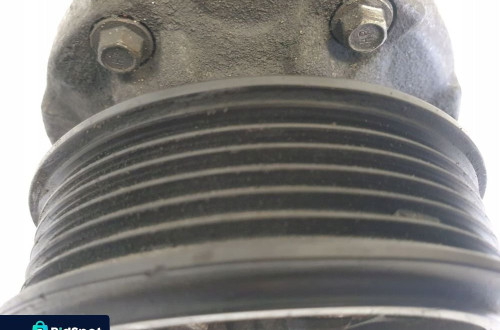 Audi A4 B7 2.0 TDI SPRĘŻARKA KLIMATYZACJI 8E0260805BF
