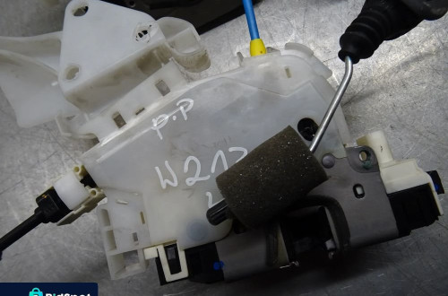 MERCEDES W212 LIFT 09-16 2.2CDI SEDAN ZAMEK DRZWI LEWY PRZÓD TYŁ PRAWY LEWY