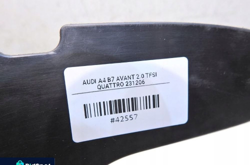 WLOT DOLOT POWIETRZA AUDI A4 B7 2.0 TFSI 8E0129618H