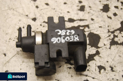 ZAWÓR PODCIŚNIENIA 8E0906628C AUDI A4 B6 1.9 TDI A6 C5