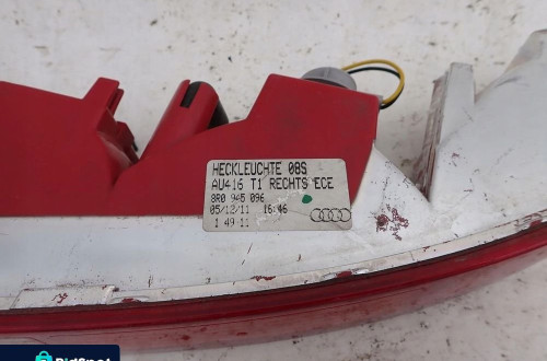 AUDI Q5 I 1 8R 08-16 LAMPA LAMPKA PRZECIWMGIELNA PRAWY TYŁ TYLNA