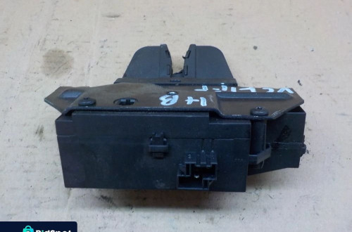 OPEL VECTRA C LIFT HB  ZAMEK KLAPY BAGAŻNIKA