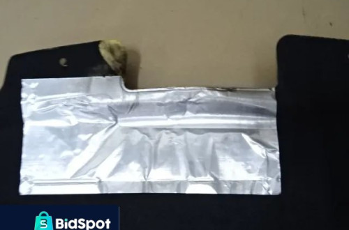 WYCISZENIE WYGŁUSZENIE MASKI PEUGEOT 207 NR40