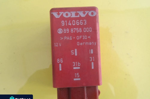 PRZEKAŹNIK WYCIERACZEK VOLVO V70 S70  9140663 NR461