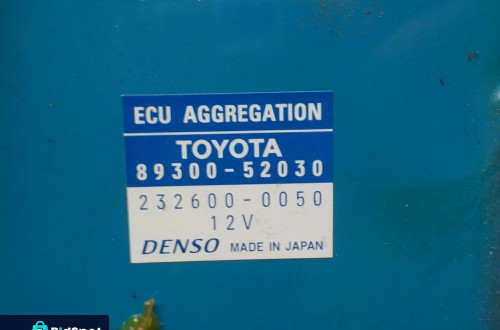 TOYOTA YARIS II 05-11 STEROWNIK MODUŁ ZAMKA 89300-52030