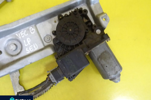 PODNOŚNIK SZYB LEWY PRZÓD OPEL VECTRA B 103394-100 MECHANIZM ELEKTRYCZNY NR853