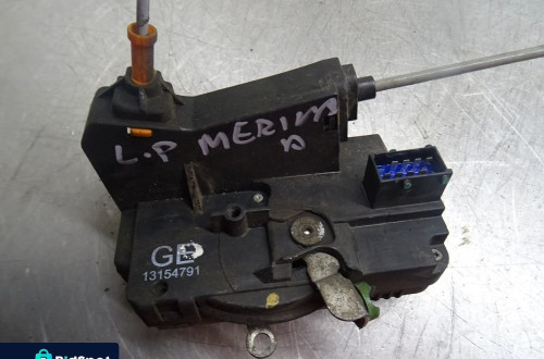 OPEL MERIVA A 03-05 1.7 CDTI ZAMEK DRZWI KLAMKA PRAWY PRZÓD