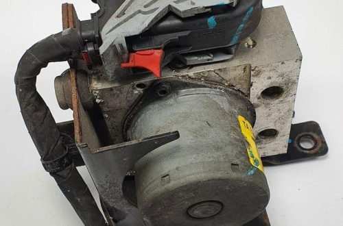 POMPA HAMULCOWA ABS KIA PICANTO II 1.0 61589-45200