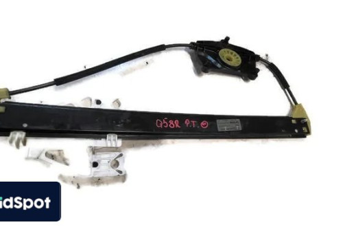 AUDI Q5 8R 13r PODNOŚNIK SZYB PRAWY TYŁ 8R0839462D