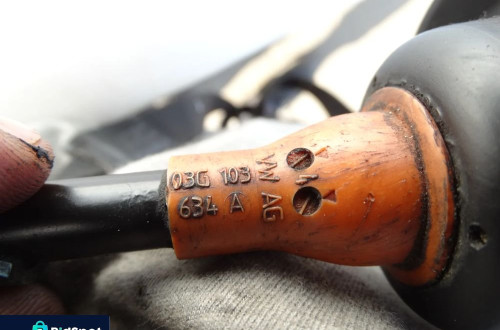 BAGNET MIARKA OLEJU 2.0 TDI VW GOLF V AUDI A3 8P SKODA SEAT F-VAT