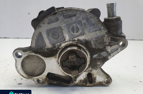 Audi A4 B8 2.0 TDI POMPA VACUM wakum 03L145100F