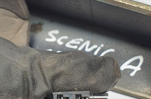 LISTWA BLENDA KLAPY TYŁ MV632 RENAULT SCENIC I