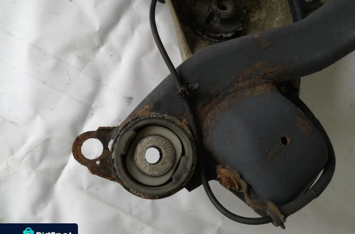 SANKI WÓZEK BELKA ZAWIESZENIA ZAWIESZENIE TYŁ AUDI A4 B7