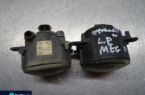 RENAULT MEGANE II HB 3D 1.4B HALOGEN LEWY PRAWY