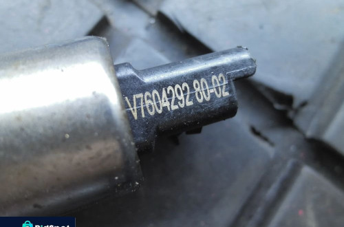 Citroen Peugeot 1.6 VTI czujnik FAZ rozrządu V760429280 POSIADAM 1 SZT
