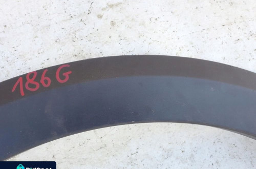 DACIA SANDERO II 2 STEPWAY 12-20 LISTWA NAKŁADKA PRAWY PRZÓD