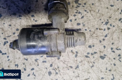 BMW E60 E61 POMPA ZAWÓR WODY 702078