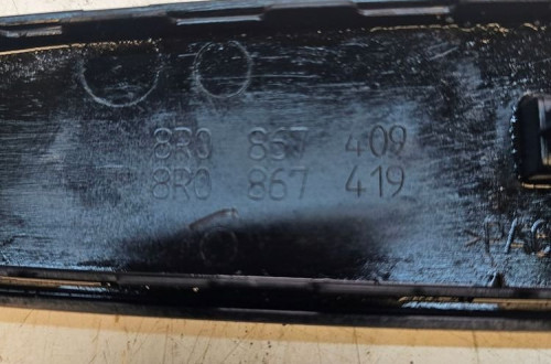 LISTWA DEKORY DRZWI LEWY AUDI Q5 8R0867409