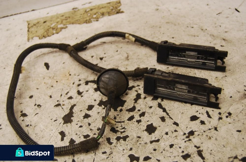 LAMPKA TABLICY REJESTRACYJNEJ TYŁ 13251936 OPEL INSIGNIA A SEDAN