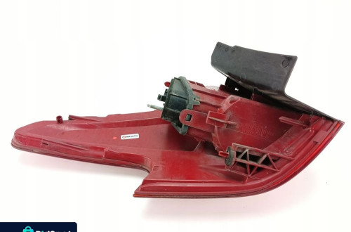 LAMPA PRAWY TYŁ CITROEN C5 III KOMBI (08-10) EUROPA