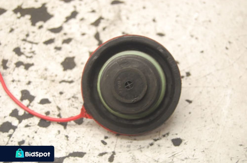 KOREK WLEWU PALIWA OPEL INSIGNIA A 2.0 CDTI