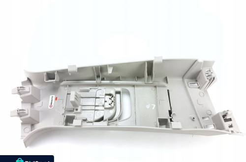 OSŁONA SŁUPKA ŚRODKOWEGO GÓRNA LEWA RENAULT KADJAR 156088082A