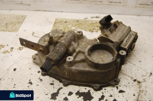 OBUDOWA POMPY VACUM 06F103530F 2.0 FSI VW TOURAN I AUDI SEAT SKODA 06D121026J