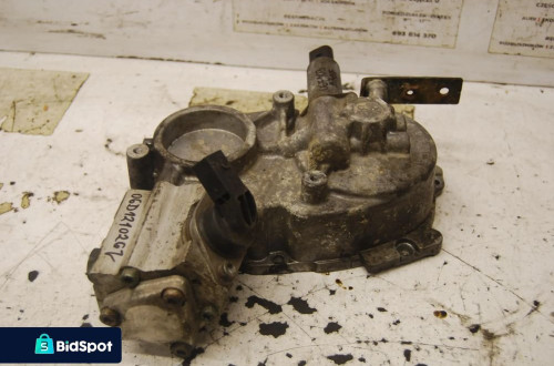 OBUDOWA POMPY VACUM 06F103530F 2.0 FSI VW TOURAN I AUDI SEAT SKODA 06D121026J