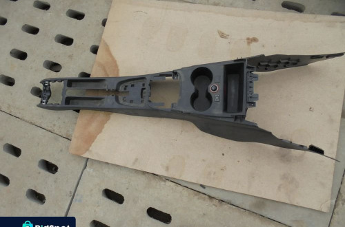 VOLKSWAGEN POLO 6R 5D TUNEL ŚRODKOWY EUROPA