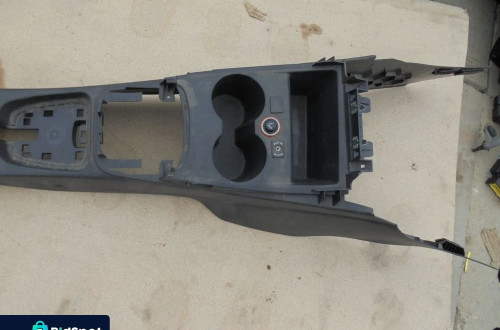 VOLKSWAGEN POLO 6R 5D TUNEL ŚRODKOWY EUROPA