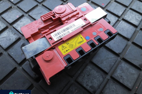 Rozdzielacz prądu BMW E81 E87 E90 6942912