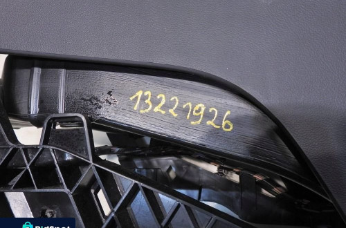 TUNEL ŚRODKOWY PODŁOKIETNIK OPEL INSIGNIA A 13221926