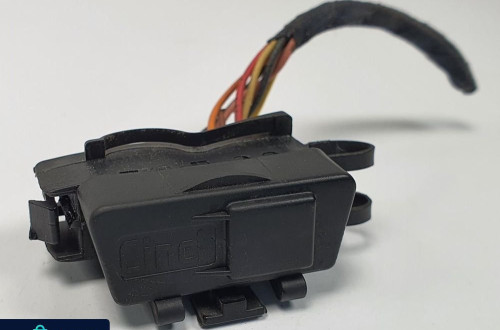 GNIAZDO DIAGNOSTYCZNE OBD2 RENAULT SCENIC I 297647