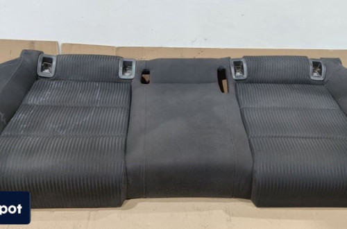 FOTEL KANAPA TYLNA AUDI A4 B8 8K0885375C ISOFIX + ZAŚLEPKI