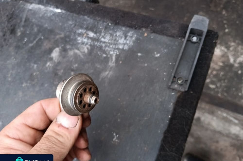 bmw e34 e36 regulator cisnienia paliwa 1729320