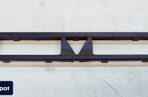 RAMKA PANELU KONSOLI 2 DIN AUDI A3 8P 8P0863321C