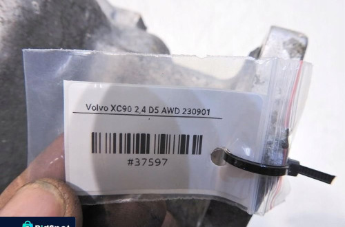 REDUKTOR SKRZYNI AUTOMAT AWD VOLVO XC90 I 2.4 D5 30700016
