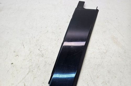 NAKŁADKA OSŁONA DRZWI AUDI Q5 8R 8R0839901 LEWY TYŁ