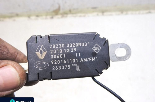 MODUŁ WZMACNIACZ ANTENY RENAULT LATITUDE 282300020R001 920161101