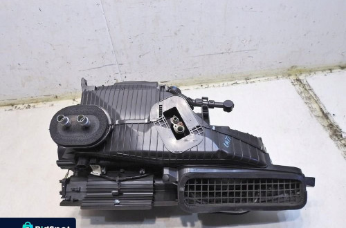 NAGRZEWNICA RENAULT LATITUDE 2.0 DCI 272700042R