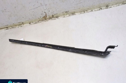 LISTWA SZYBY CZOŁOWEJ LEWA CITROEN C4 I