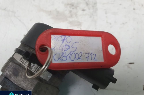 Volvo S60 I V70 II 2.4 D5 ZAWÓR PALIWA Czujnik 0281002712