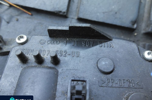 SILNICZEK NAGRZEWNICY SKODA OCTAVIA I 1J1907511A