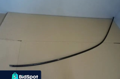 LISTWA DACHOWA PRAWA BMW E46 LIFT NR178