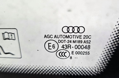 SZYBA KAROSERYJNA AUDI Q5 8R PRAWY TYŁ 2008R
